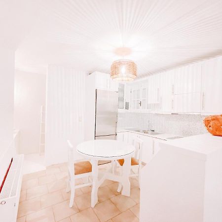 Konstantinos Living Apartment Kitriai Exterior photo